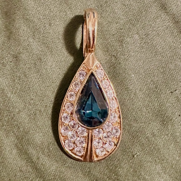 Vintage ROMAN Gold Tone Drop Clasp Pendant Blue and White Rhinestones - Picture 1 of 3